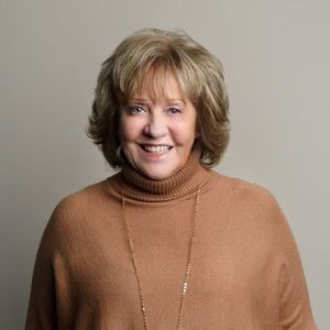 Meet your Posher, Joyce